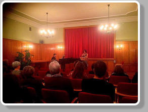 Radenthein, Rathaus Saal, 2016. With the flutist Manuela Mitterer